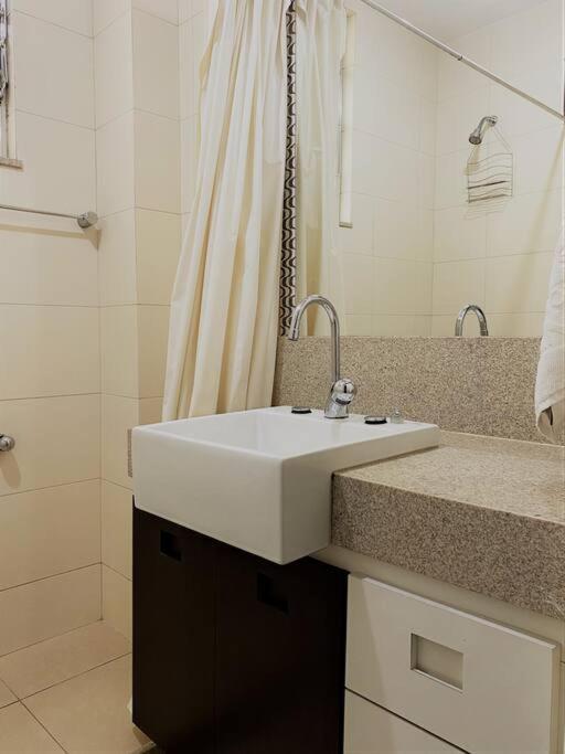 Excelente Apartamento Na Quadra Da Praia ริโอเดจาเนโร ภายนอก รูปภาพ